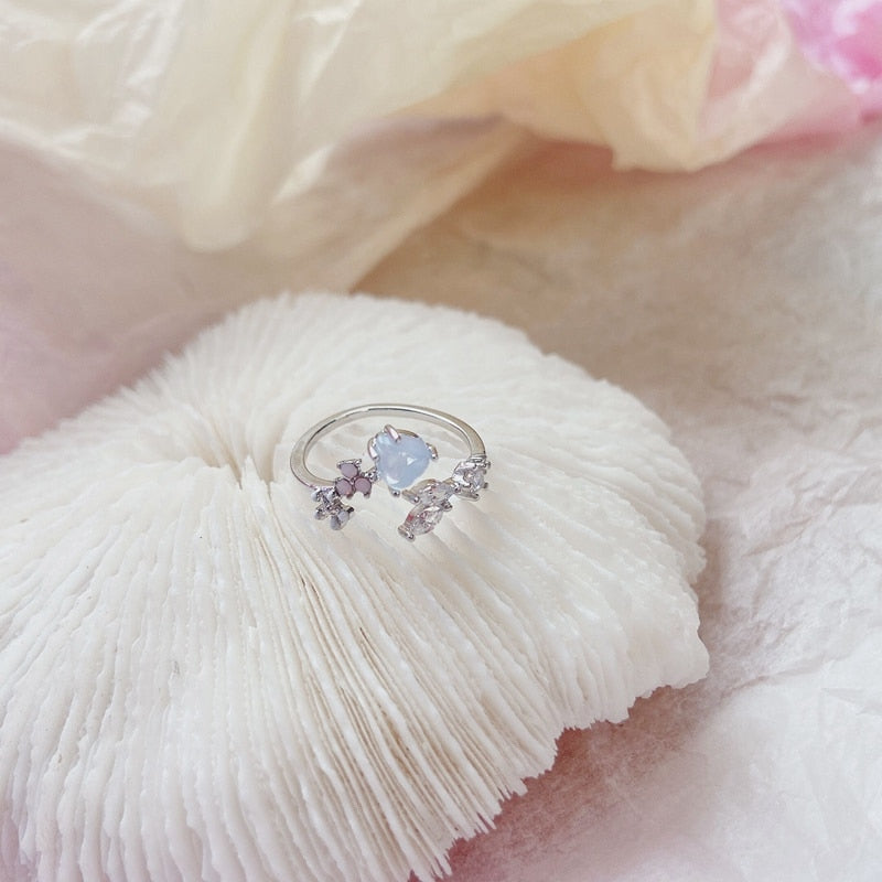 Adjustable Crystal Flower Ring for Women - open blue heart / Resizable