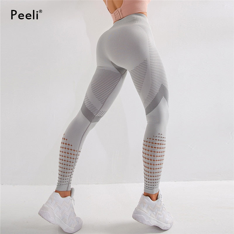 High Waist Seamless Leggings or Sports Bra