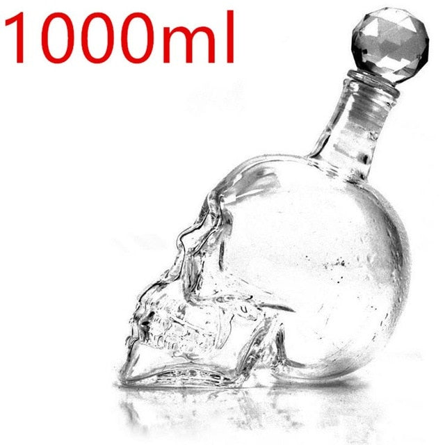 Skull Glass Whisky Glasses and Bottle - E