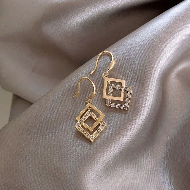 Vintage Earrings - e060